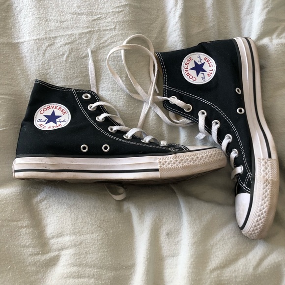 Shoes - Black and white high top converse